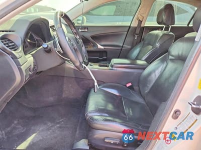 Zdjęcie 7 z 13 samochodu: 2010 LEXUS IS 350 VIN:JTHBE5C25A5025029 - miniatura