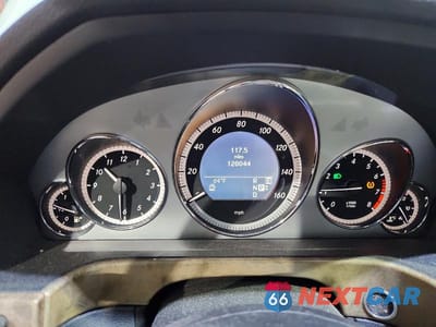 Zdjęcie 9 z 12 samochodu: 2011 MERCEDES-BENZ E 350 4MATIC VIN:WDDHF8HB0BA439501 - miniatura