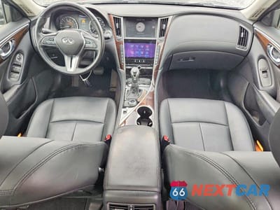 Zdjęcie 8 z 12 samochodu: 2018 INFINITI Q50 3.0T LUXE VIN:JN1EV7AP4JM354998 - miniatura