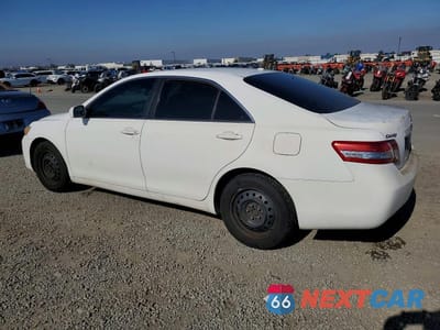 Drugie zdjęcie samochodu z przodu: 2011 TOYOTA CAMRY LE VIN:4T4BF3EK2BR186348 - miniatura