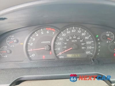 Zdjęcie 9 z 12 samochodu: 2006 TOYOTA TUNDRA DOUBLE CAB SR5 VIN:5TBDT44176S502652 - miniatura