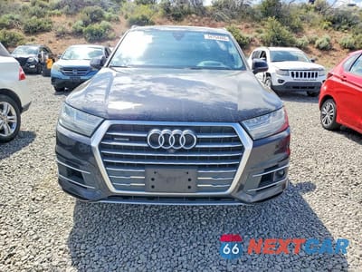 Piąte zdjęcie samochodu w środku: 2018 AUDI Q7 PRESTIGE VIN:WA1VAAF75JD019502 - miniatura