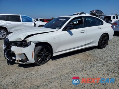 2024 BMW 330E 3MW39FF06R8E49695 - główne zdjęcie licytacji z USA - miniatura