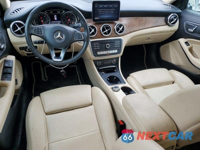 Zdjęcie 8 z 13 samochodu: 2018 MERCEDES-BENZ GLA 250 VIN:WDCTG4EB3JJ479482 - miniatura