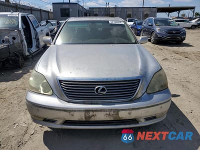 Piąte zdjęcie samochodu w środku: 2004 LEXUS LS 430 VIN:JTHBN36F540166560 - miniatura