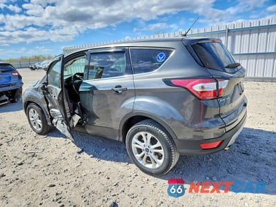 Drugie zdjęcie samochodu z przodu: 2017 FORD ESCAPE SE VIN:1FMCU0GD5HUE04356 - miniatura