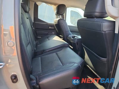 Zdjęcie 10 z 12 samochodu: 2022 TOYOTA TUNDRA SR5 VIN:5TFLA5DA8NX006962 - miniatura