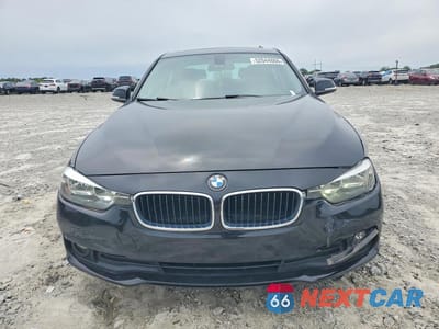 Piąte zdjęcie samochodu w środku: 2016 BMW 320 I VIN:WBA8E1G53GNT36926 - miniatura