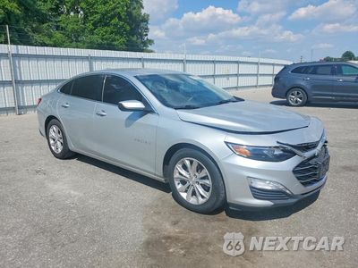 Czwarte zdjęcie samochodu z boku: 2019 CHEVROLET MALIBU LT VIN:1G1ZD5ST2KF212732 - miniatura