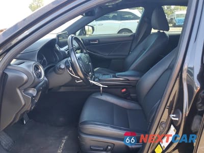 Zdjęcie 7 z 12 samochodu: 2021 LEXUS IS 300 VIN:JTHC81F23M5044487 - miniatura
