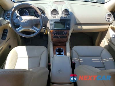 Zdjęcie 8 z 13 samochodu: 2009 MERCEDES-BENZ ML 350 VIN:4JGBB86E89A512371 - miniatura