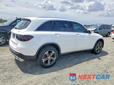 Trzecie zdjęcie samochodu z tyłu: 2017 MERCEDES-BENZ GLC 300 4MATIC VIN:WDC0G4KB2HF121259 - miniatura
