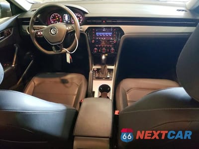 Zdjęcie 8 z 12 samochodu: 2022 VOLKSWAGEN PASSAT SE VIN:1VWSA7A38NC003108 - miniatura