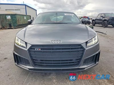 Piąte zdjęcie samochodu w środku: 2021 AUDI TTS VIN:TRUA1AFV2M1003840 - miniatura