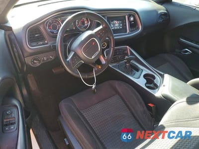 Zdjęcie 8 z 12 samochodu: 2015 DODGE CHALLENGER SXT VIN:2C3CDZAG6FH816544 - miniatura
