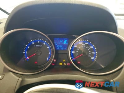 Zdjęcie 9 z 13 samochodu: 2012 HYUNDAI TUCSON GLS VIN:KM8JU3AC4CU515045 - miniatura