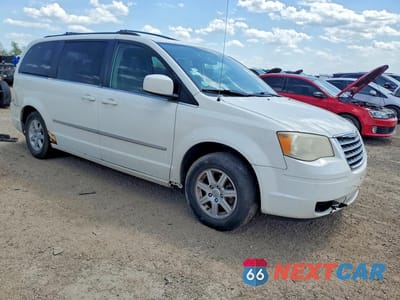 Czwarte zdjęcie samochodu z boku: 2010 CHRYSLER TOWN & COUNTRY TOURING VIN:2A4RR5D15AR108595 - miniatura