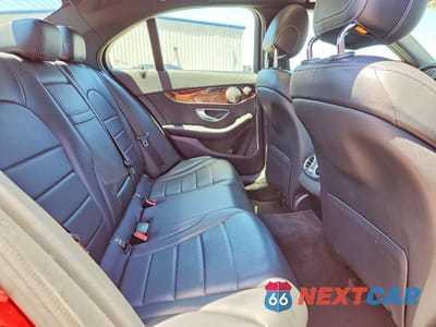 Zdjęcie 10 z 12 samochodu: 2017 MERCEDES-BENZ C 300 VIN:55SWF4JB1HU229346 - miniatura