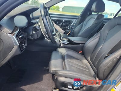 Zdjęcie 7 z 13 samochodu: 2020 BMW 530 XI VIN:WBAJR7C01LCE57661 - miniatura