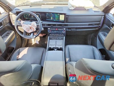 Zdjęcie 8 z 13 samochodu: 2025 HYUNDAI SANTA FE CALLIGRAPHY VIN:5NMP5DG10SH049000 - miniatura