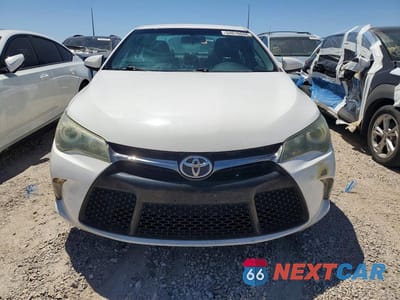 Piąte zdjęcie samochodu w środku: 2017 TOYOTA CAMRY SE VIN:4T1BF1FK7HU631804 - miniatura