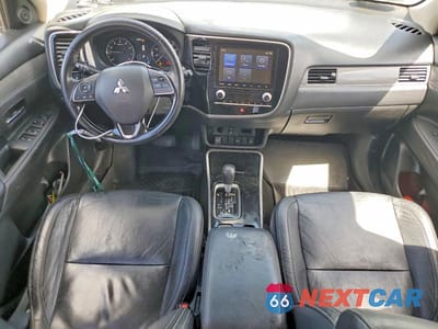 Zdjęcie 8 z 13 samochodu: 2020 MITSUBISHI OUTLANDER SE VIN:JA4AZ3A31LJ001008 - miniatura