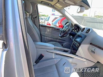 Piąte zdjęcie samochodu w środku: 2010 MERCEDES-BENZ GL 450 4MATIC VIN:4JGBF7BE7AA538923 - miniatura