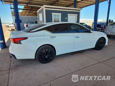 Trzecie zdjęcie samochodu z tyłu: 2019 NISSAN ALTIMA 2.5 S VIN:1N4BL4BV3KC127896 - miniatura