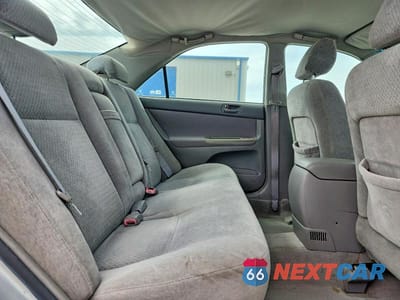 Zdjęcie 10 z 12 samochodu: 2004 TOYOTA CAMRY LE VIN:4T1BE32K64U916539 - miniatura