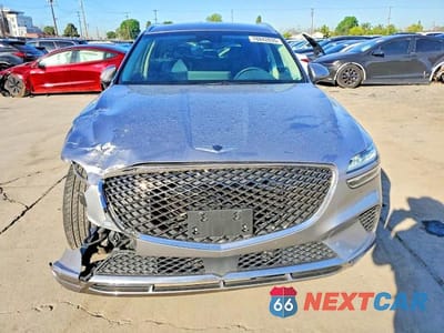 Piąte zdjęcie samochodu w środku: 2025 GENESIS GV70 2.5T STANDARD VIN:5NMMADTB8SH024018 - miniatura
