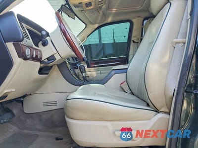 Zdjęcie 7 z 13 samochodu: 2003 LINCOLN AVIATOR VIN:5LMEU68H13ZJ02262 - miniatura