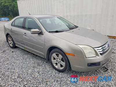 Czwarte zdjęcie samochodu z boku: 2008 FORD FUSION SE VIN:3FAHP07178R267019 - miniatura