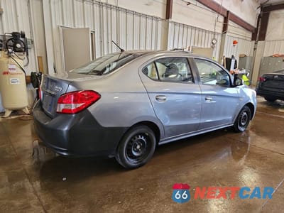 Trzecie zdjęcie samochodu z tyłu: 2019 MITSUBISHI MIRAGE G4 ES VIN:ML32F3FJ7KHF13037 - miniatura