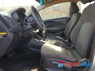 Zdjęcie 7 z 12 samochodu: 2016 KIA RIO LX VIN:KNADM4A3XG6669516 - miniatura