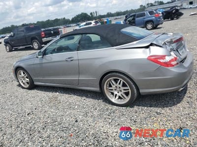 Drugie zdjęcie samochodu z przodu: 2011 MERCEDES-BENZ E 550 VIN:WDDKK7CF6BF081233 - miniatura