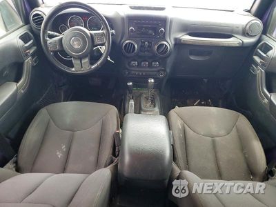 Zdjęcie 8 z 12 samochodu: 2018 JEEP WRANGLER UNLIMITED SPORT VIN:1C4HJWDG7JL918161 - miniatura
