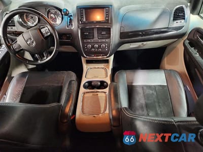 Zdjęcie 8 z 13 samochodu: 2017 DODGE GRAND CARAVAN SXT VIN:2C4RDGCG0HR861208 - miniatura