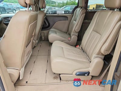 Zdjęcie 11 z 13 samochodu: 2014 CHRYSLER TOWN & COUNTRY TOURING L VIN:2C4RC1CG6ER236548 - miniatura