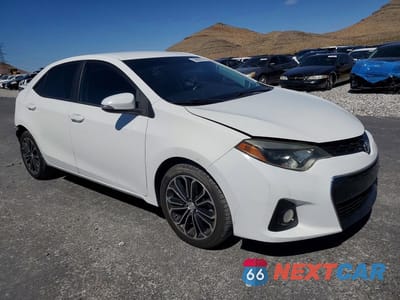 Czwarte zdjęcie samochodu z boku: 2015 TOYOTA COROLLA S PLUS VIN:5YFBURHE0FP325473 - miniatura