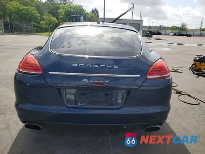 Zdjęcie 6 z 12 samochodu: 2011 PORSCHE PANAMERA 2 VIN:WP0AA2A7XBL011680 - miniatura