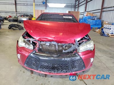 Piąte zdjęcie samochodu w środku: 2016 TOYOTA CAMRY SE VIN:4T1BF1FK8GU572096 - miniatura