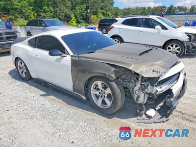 Czwarte zdjęcie samochodu z boku: 2017 FORD MUSTANG VIN:1FA6P8AM0H5277645 - miniatura