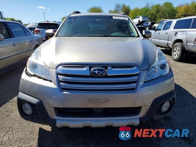Piąte zdjęcie samochodu w środku: 2014 SUBARU OUTBACK 2.5I LIMITED VIN:4S4BRBLC9E3240875 - miniatura