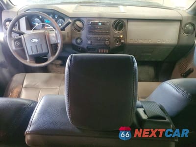 Zdjęcie 8 z 12 samochodu: 2015 FORD F250 SUPER DUTY VIN:1FT7X2B63FEB53023 - miniatura