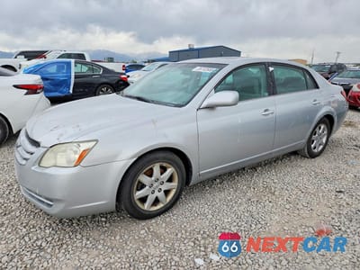2005 TOYOTA AVALON XL 4T1BK36B25U014619 - główne zdjęcie licytacji z USA - miniatura