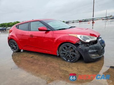 Czwarte zdjęcie samochodu z boku: 2012 HYUNDAI VELOSTER BASE VIN:KMHTC6AD0CU061270 - miniatura