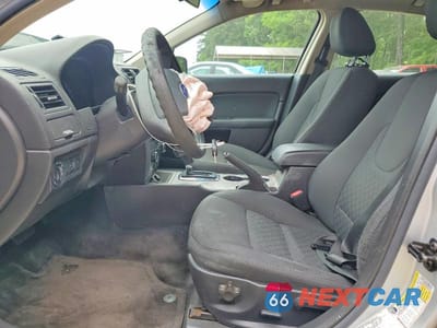 Zdjęcie 7 z 13 samochodu: 2010 FORD FUSION SE VIN:3FAHP0HA8AR292175 - miniatura