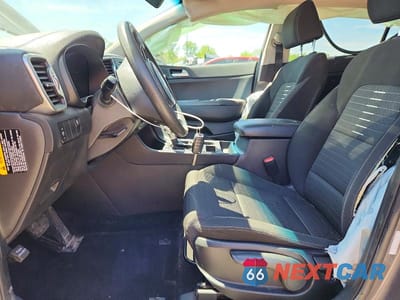 Zdjęcie 7 z 13 samochodu: 2018 KIA SPORTAGE LX VIN:KNDPM3AC5J7482115 - miniatura