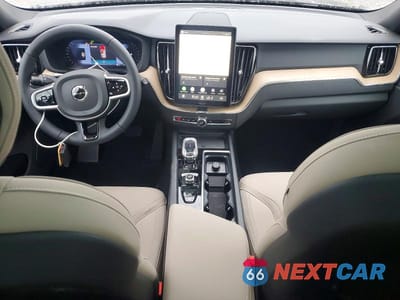 Zdjęcie 8 z 12 samochodu: 2026 VOLVO XC60 CORE VIN:YV4M12RJ8T1463019 - miniatura