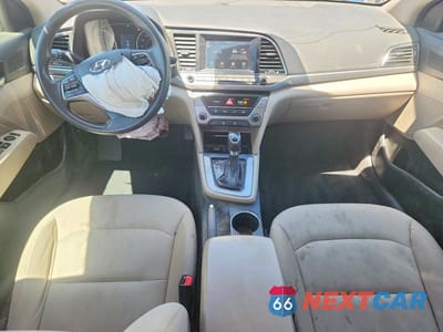 Zdjęcie 8 z 13 samochodu: 2018 HYUNDAI ELANTRA SEL VIN:5NPD84LF7JH269117 - miniatura